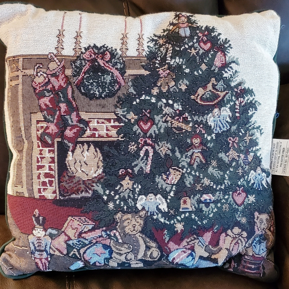 Christmas/Holiday pillow 16 x 16